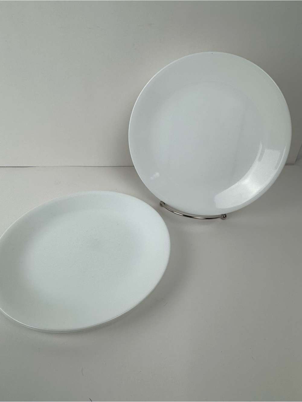 Corelle 8.5” Vitrelle Winter Frost White Luncheon/Salad Plates by Corning Set 2